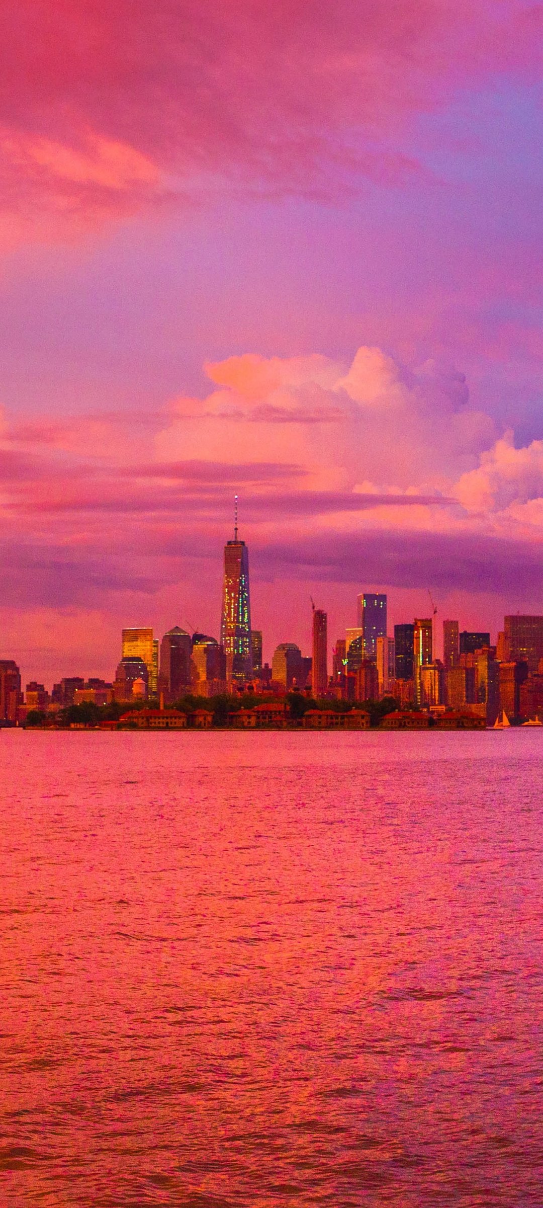 New York with a pink sunset - Wallpapers for Samsung Galaxy M55, POCO M4/X4/X5, Xiaomi Redmi 12/13/Note 13/Note 14/Note 14S in 1080x2400 resolution