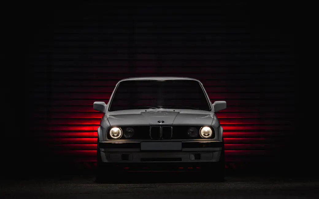 BMW 3 E30 front view — desktop and phone wallpaper, free download