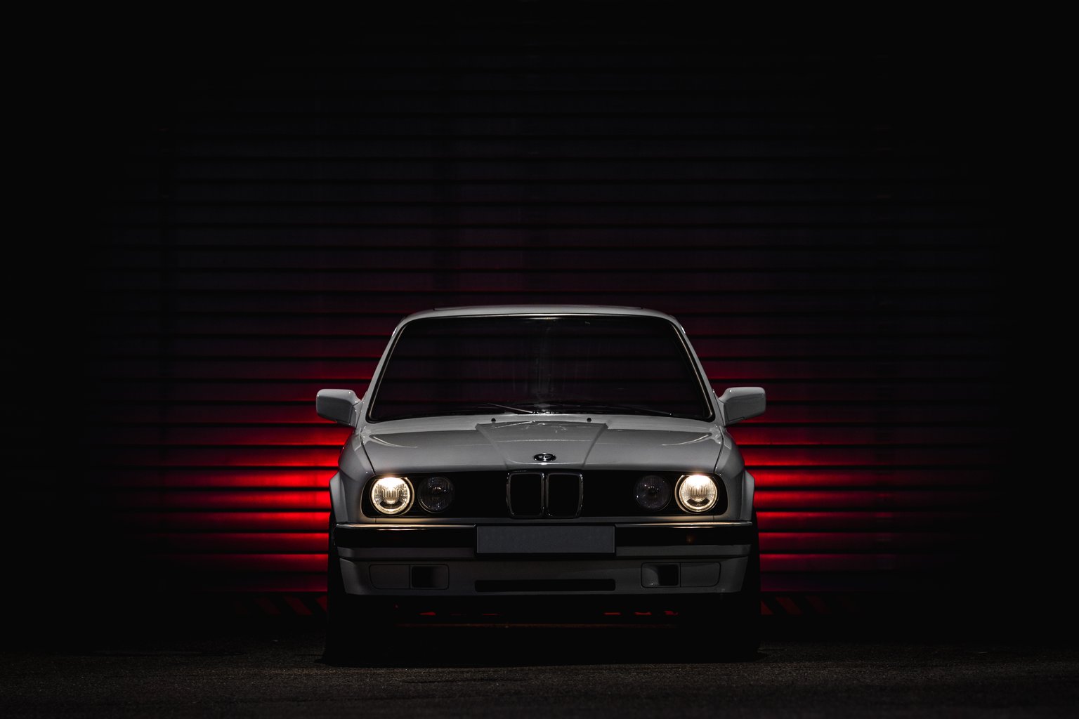 BMW 3 E30 front view - Microsoft Surface 12.4″ wallpapers in 1536x1024 resolution