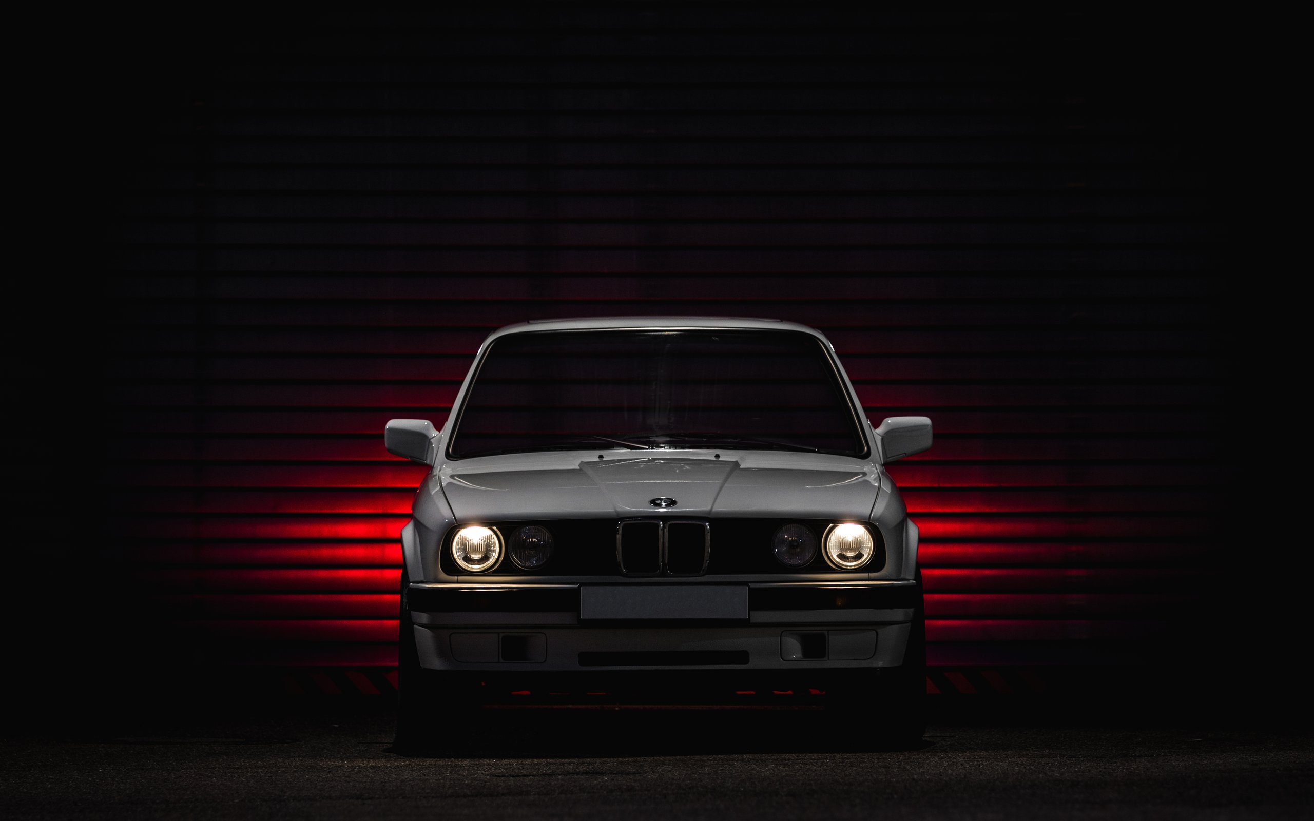 BMW 3 E30 front view - WQXGA and for Apple MacBook Air 13 wallpapers in 2560x1600 resolution