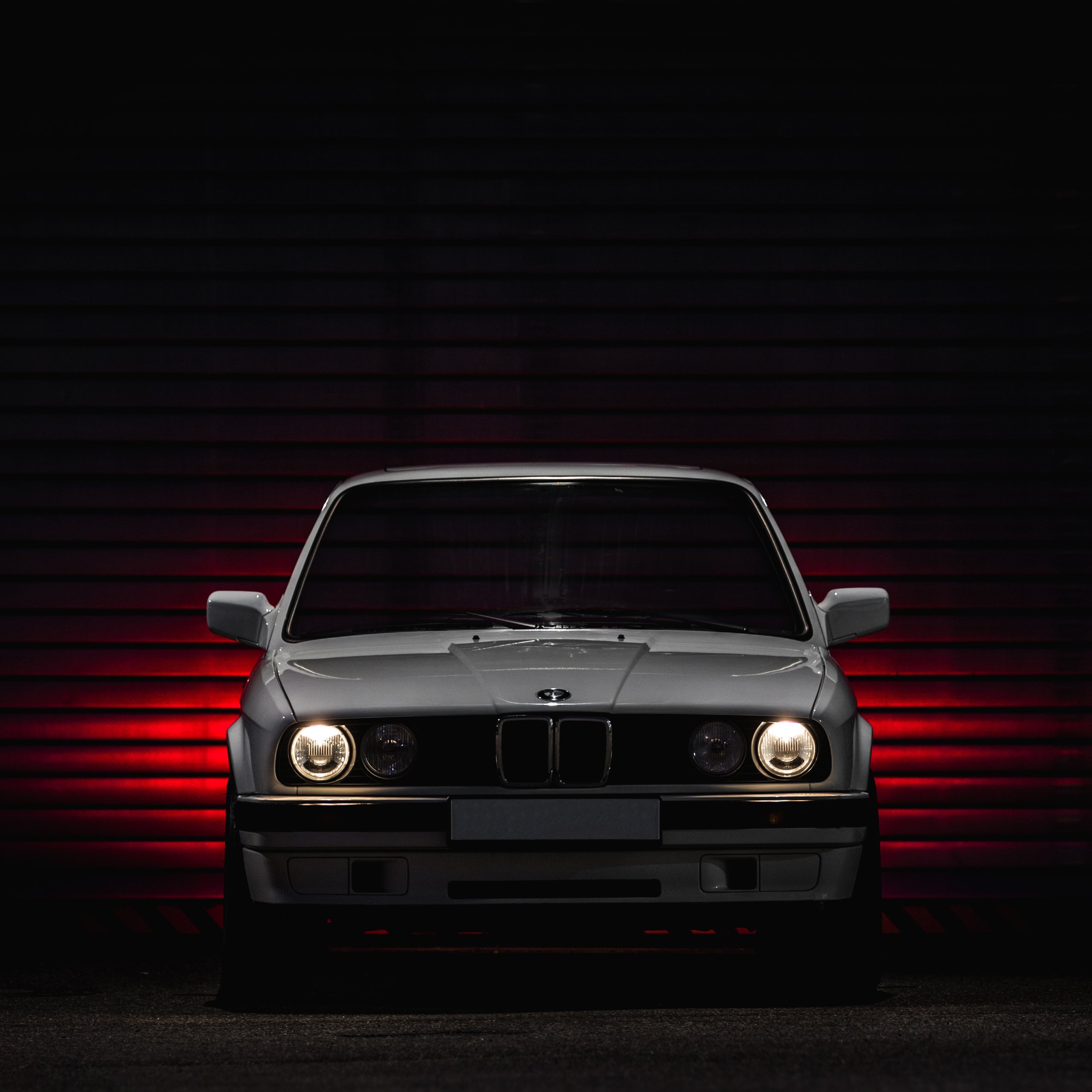 BMW 3 E30 front view - Wallpapers for Samsung Galaxy Tab S9 FE+/Tab S11, Xiaomi Pad 5, Redmi Pad 2 Pro, POCO Pad in 2560x2560 resolution