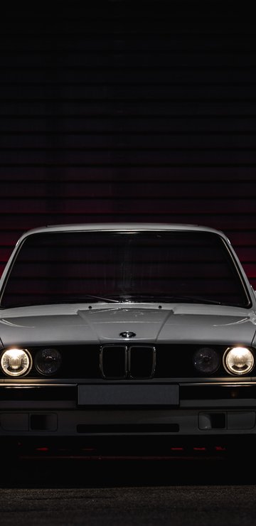 BMW 3 E30 вид спереди - Обои для Samsung в разрешении 360x740