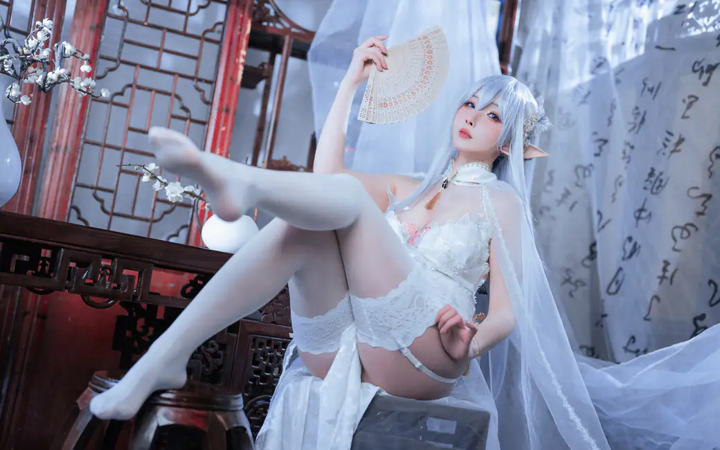 Косплей Rioko в образе Albion из Azur Lane — обои на рабочий стол и телефон