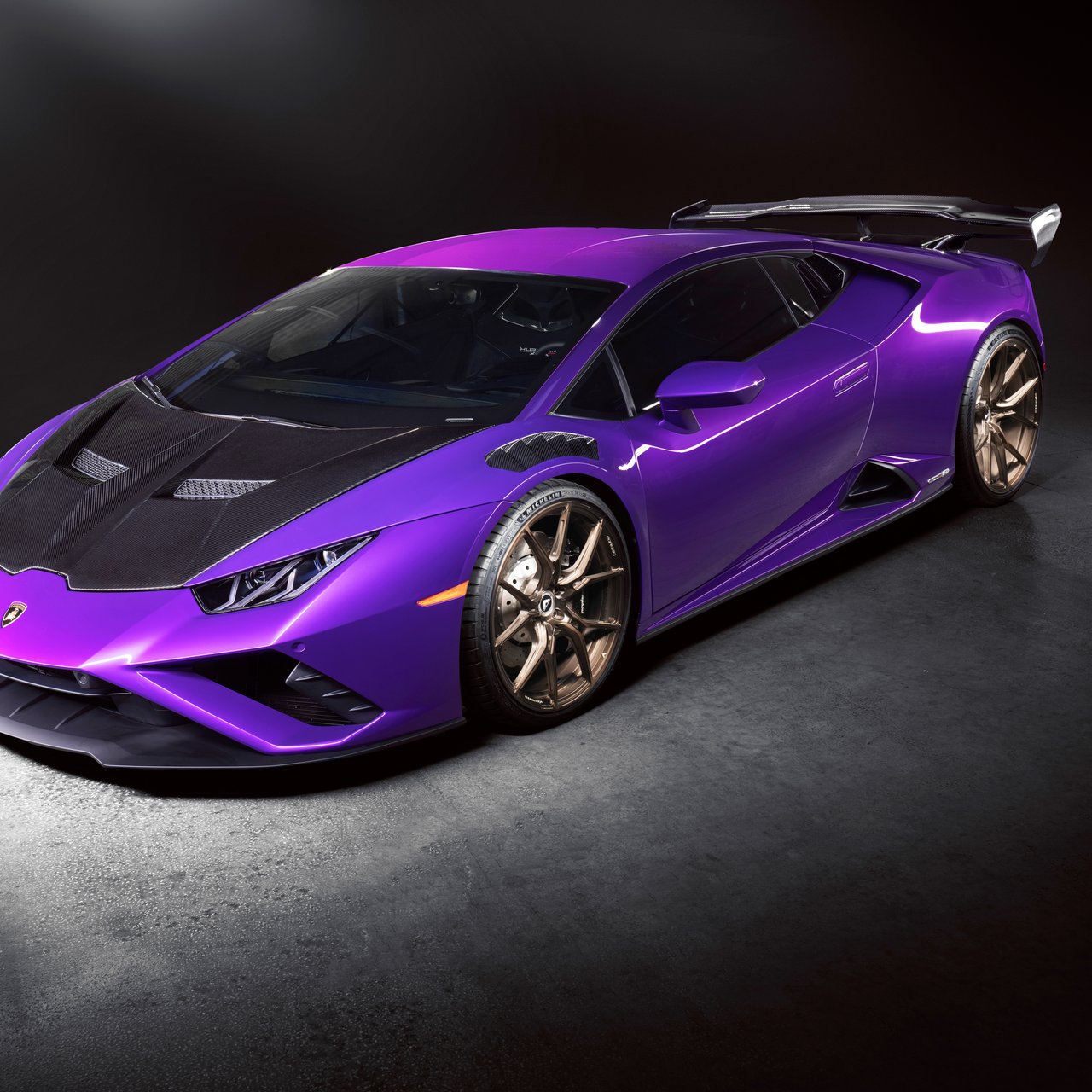 Purple Lamborghini Huracán EVO - Wallpapers for Lenovo, Huawei in 1280x1280 resolution