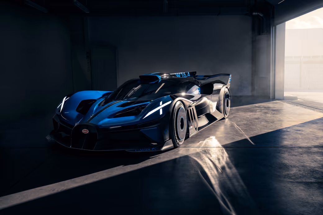 Bugatti Bolide side view - Wallpapers for iPhone Duo in 2670x1878 resolution