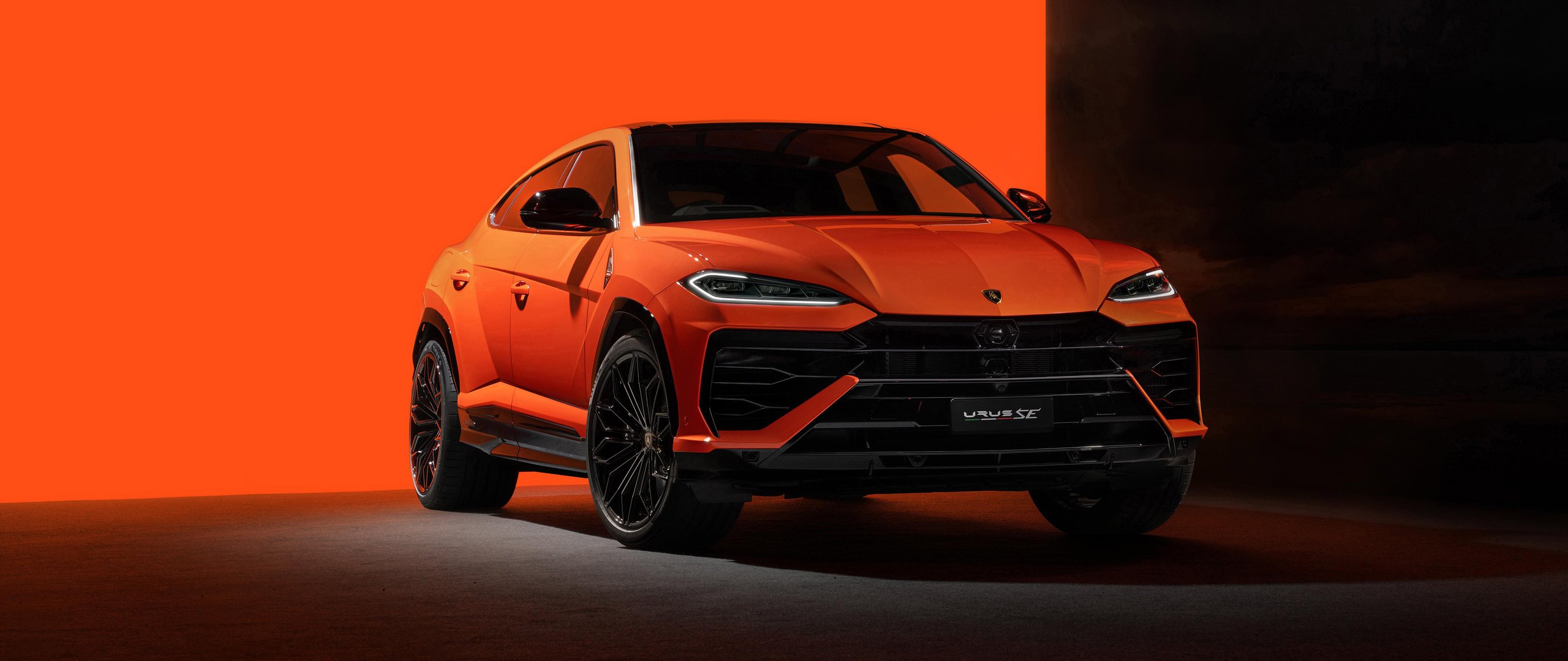Lamborghini Urus SE front view - UltraWide 21:9 wallpapers in 2560x1080 resolution