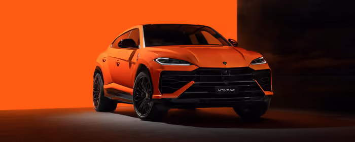 UltraWide 32:9 wallpapers (3840x1080): Lamborghini Urus SE, hybrid, performance SUV, luxury