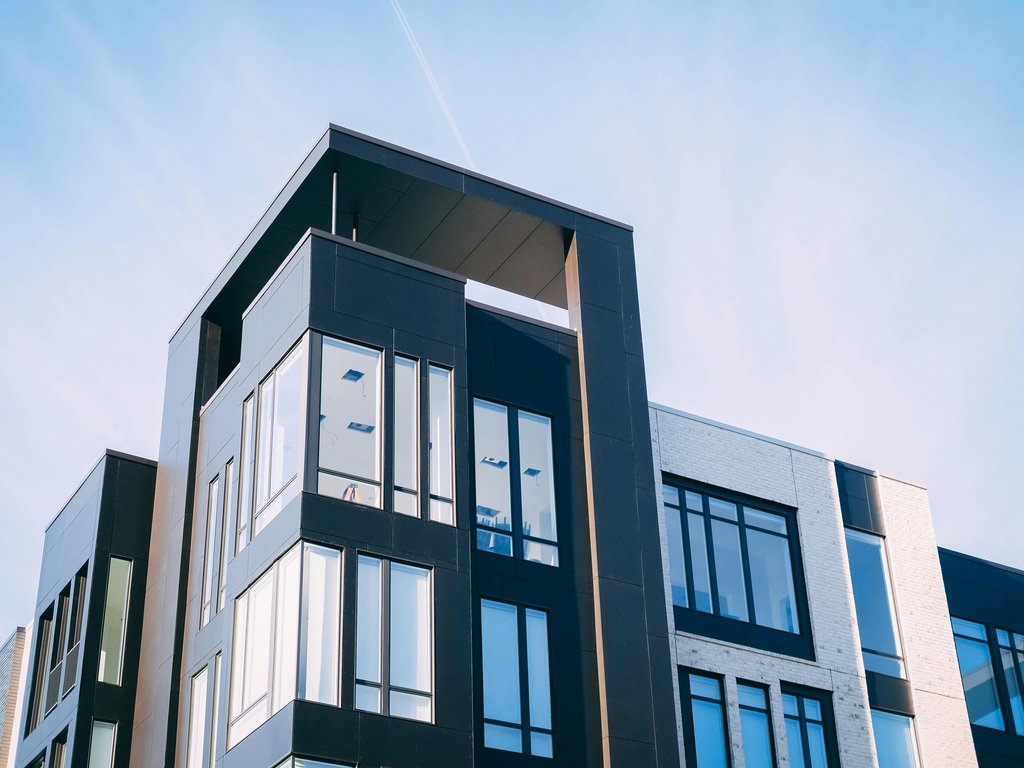 Modern facade with panoramic windows - XVGA wallpapers in 1024x768 resolution