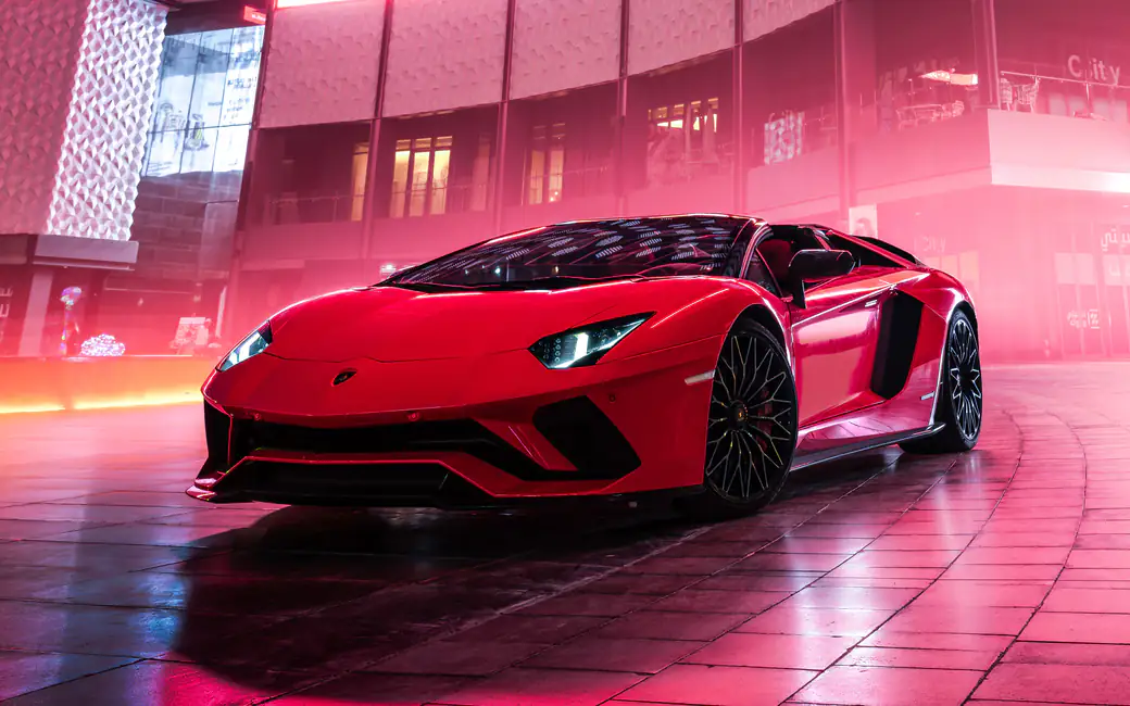 Красный Lamborghini Aventador S Roadster — обои на рабочий стол и телефон