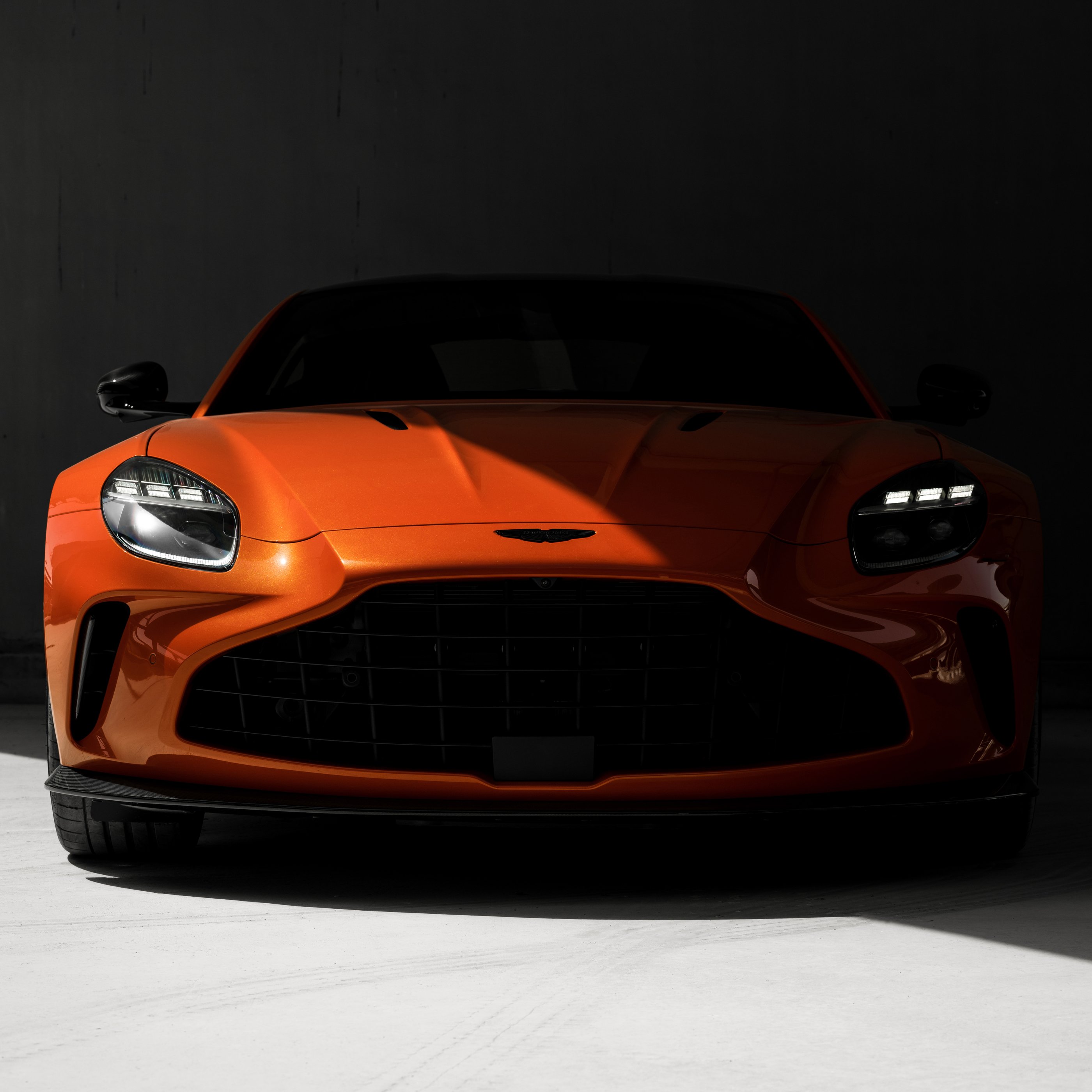 Aston Martin Vantage Middle East in dramatic lighting - Wallpapers for Samsung Galaxy Tab S9+ in 2800x2800 resolution