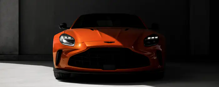 Обои машины: Aston Martin Vantage, спорткар, купе, люксовая машина