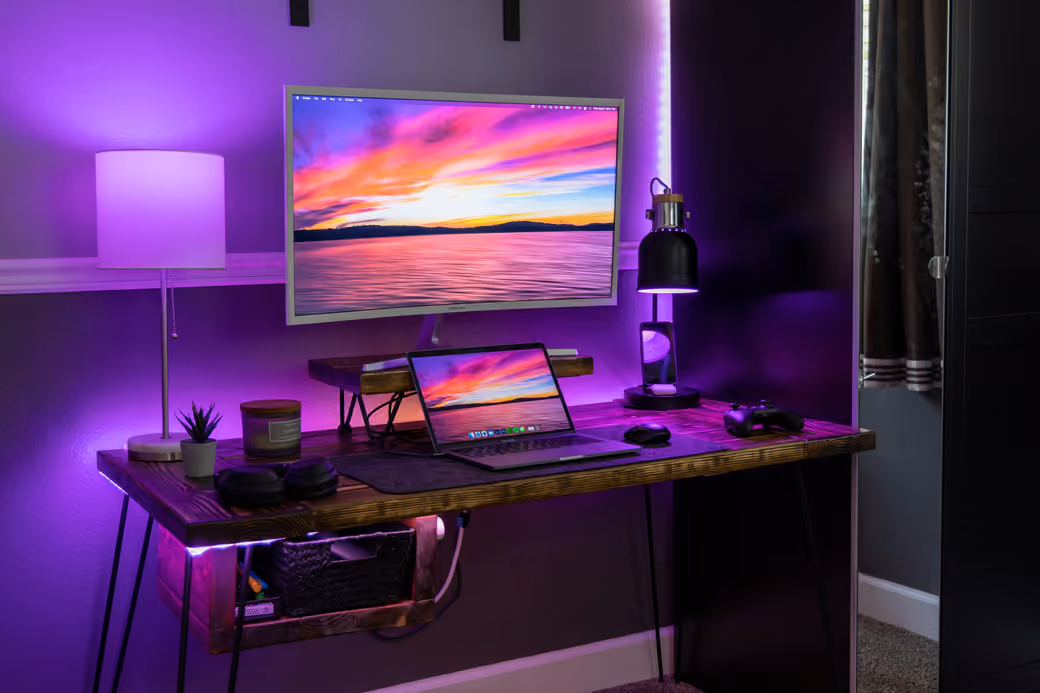 Fashionable workspace with dual screen — desktop and phone wallpaper, free download