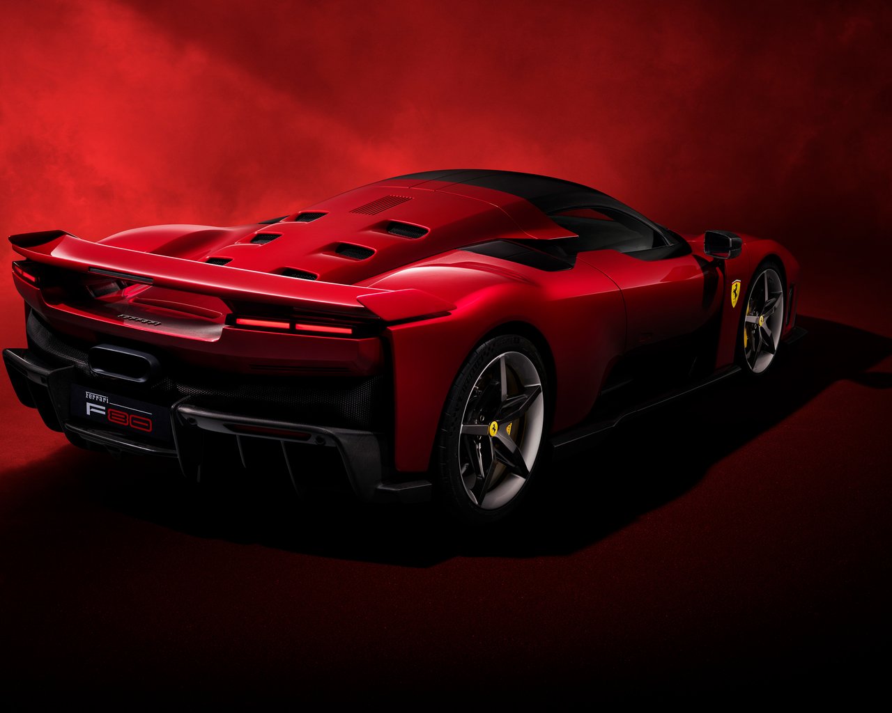 Ferrari F80 rear view - SXGA wallpapers in 1280x1024 resolution