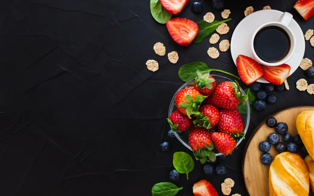 Breakfast with strawberries, blueberries and coffee — desktop and phone wallpaper, free download