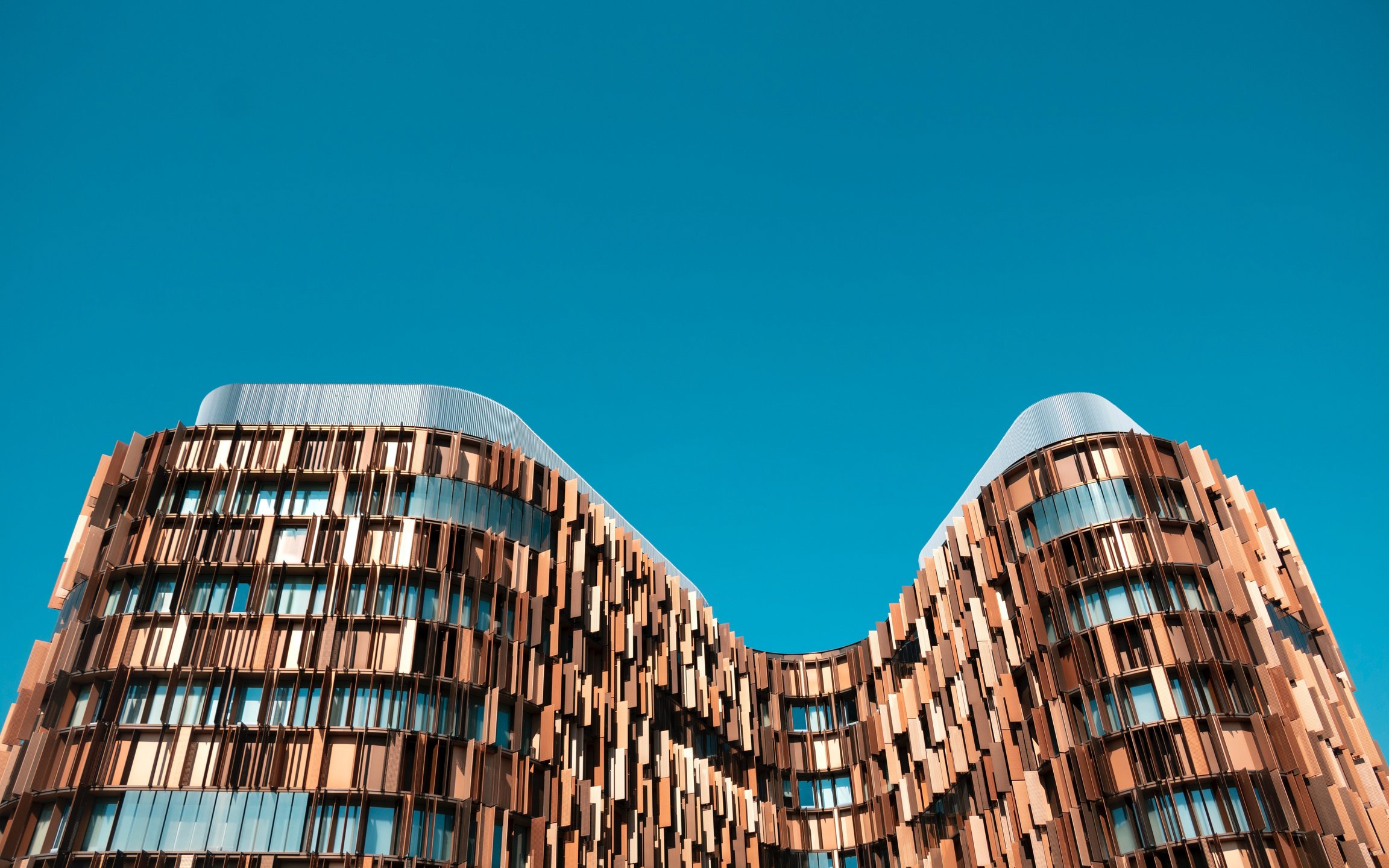 Modern building facade with copper panels - Wallpapers for Apple MacBook 12″ in 2304x1440 resolution