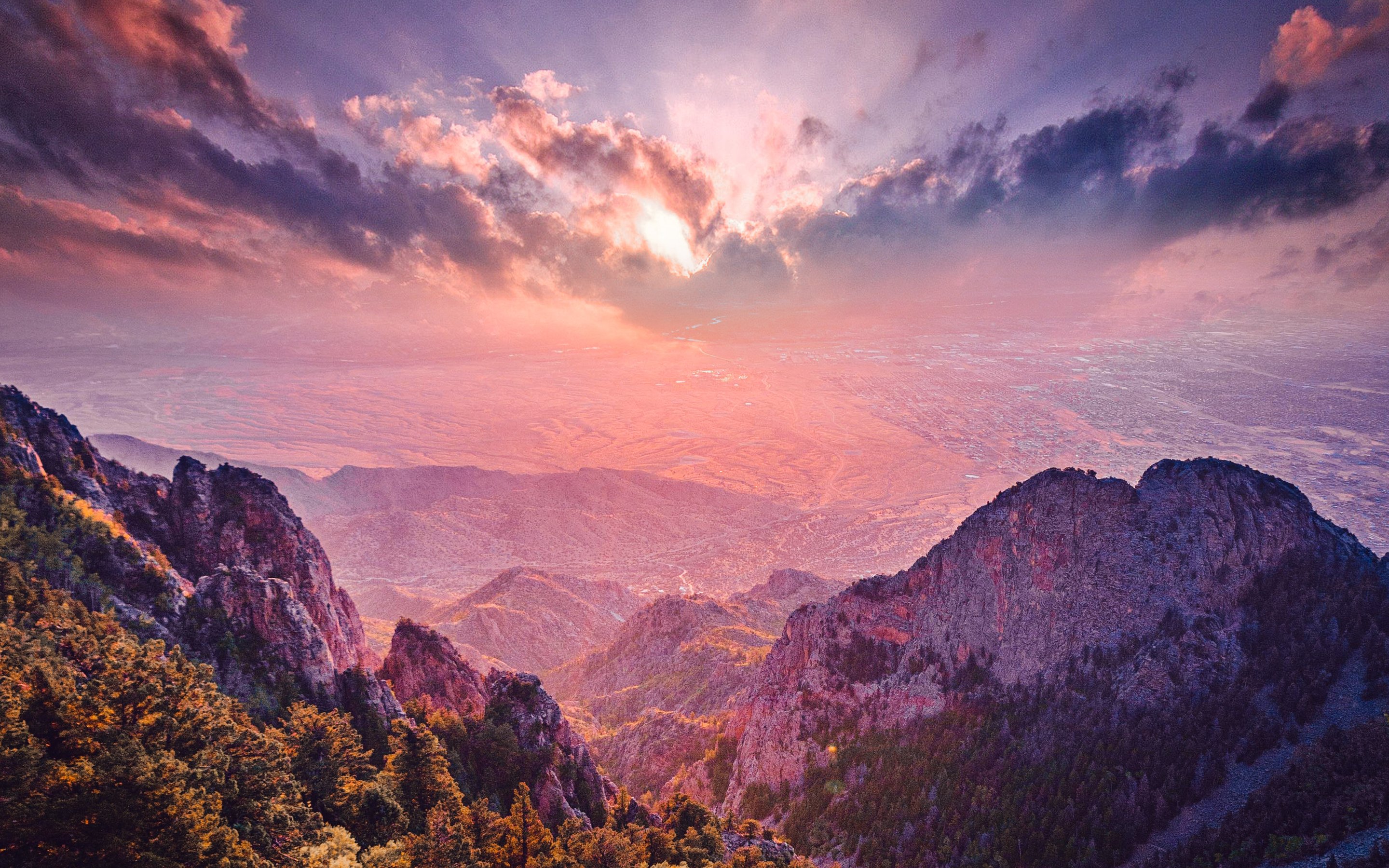 Pink sunset over a mountain valley - Wallpapers for Apple MacBook 15″ in 2880x1800 resolution