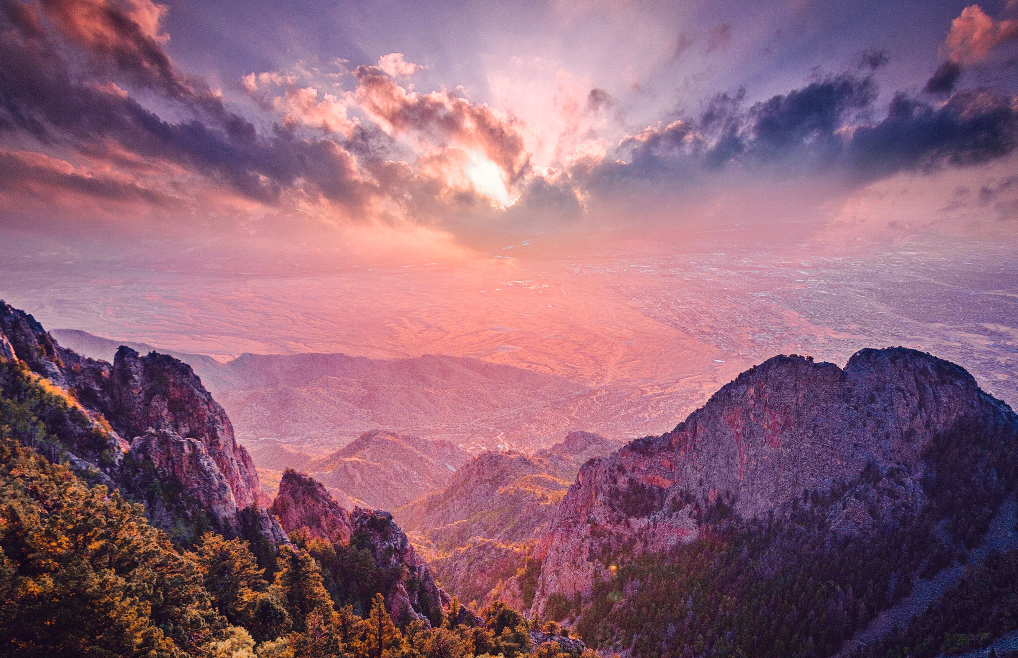 Pink sunset over a mountain valley - Wallpapers for Apple MacBook 16.2″ in 3456x2234 resolution