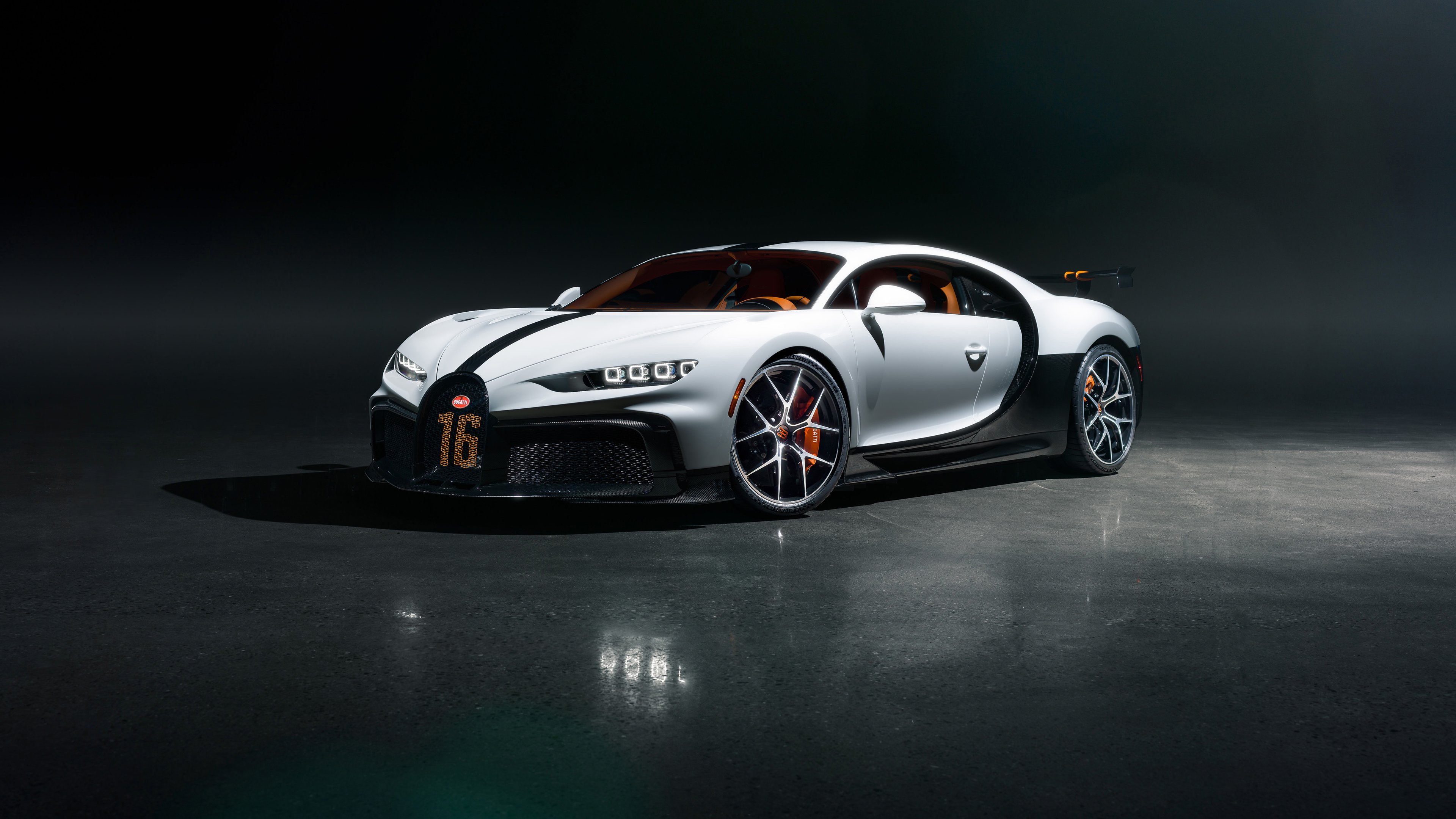 White Bugatti Chiron Pur Sport - 4K PC Wallpapers in 3840x2160 resolution