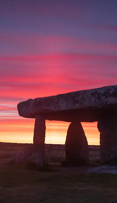 Nature wallpapers: England, Europe, megalith, sunset