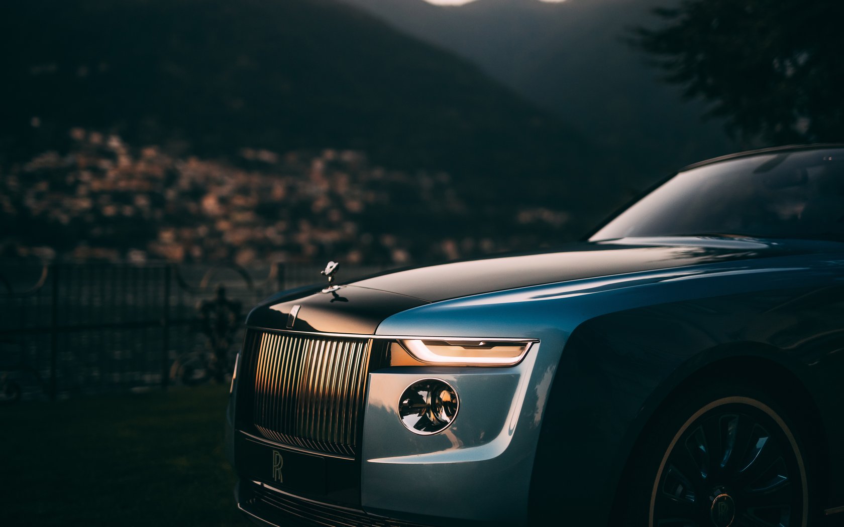 Rolls-Royce Boat Tail evening front view - WSXGA+ wallpapers in 1680x1050 resolution