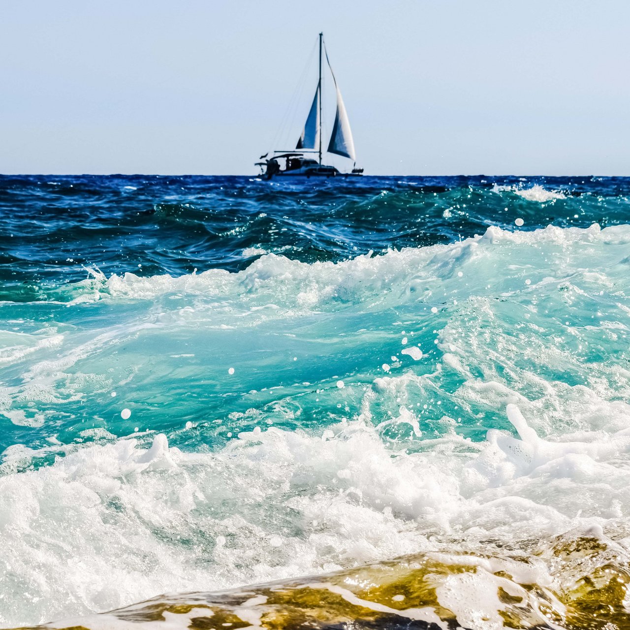 Yacht Sailing on Ocean Waves - Wallpapers for Lenovo, Huawei in 1280x1280 resolution
