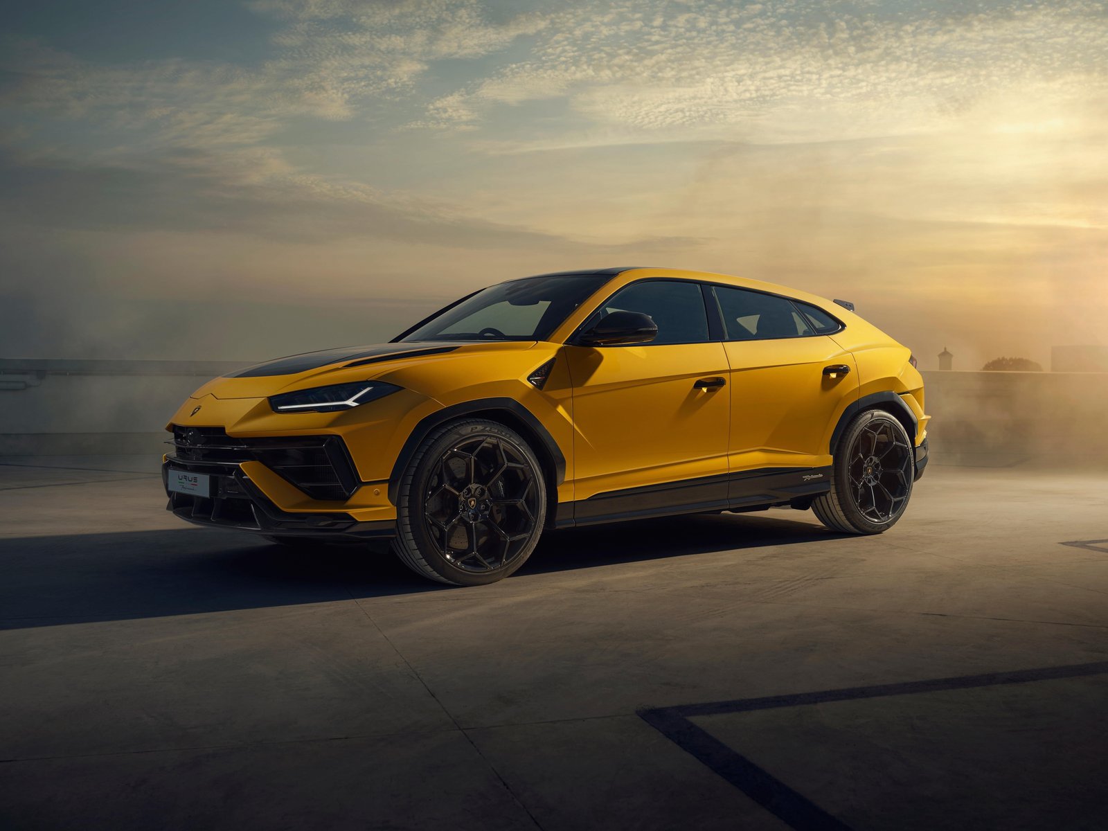 Yellow Lamborghini Urus at Sunset - UXGA wallpapers in 1600x1200 resolution