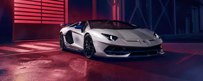 UltraWide 32:9 обои освещение (3840x1080): Lamborghini Aventador SVJ, обвес, спойлер, родстер
