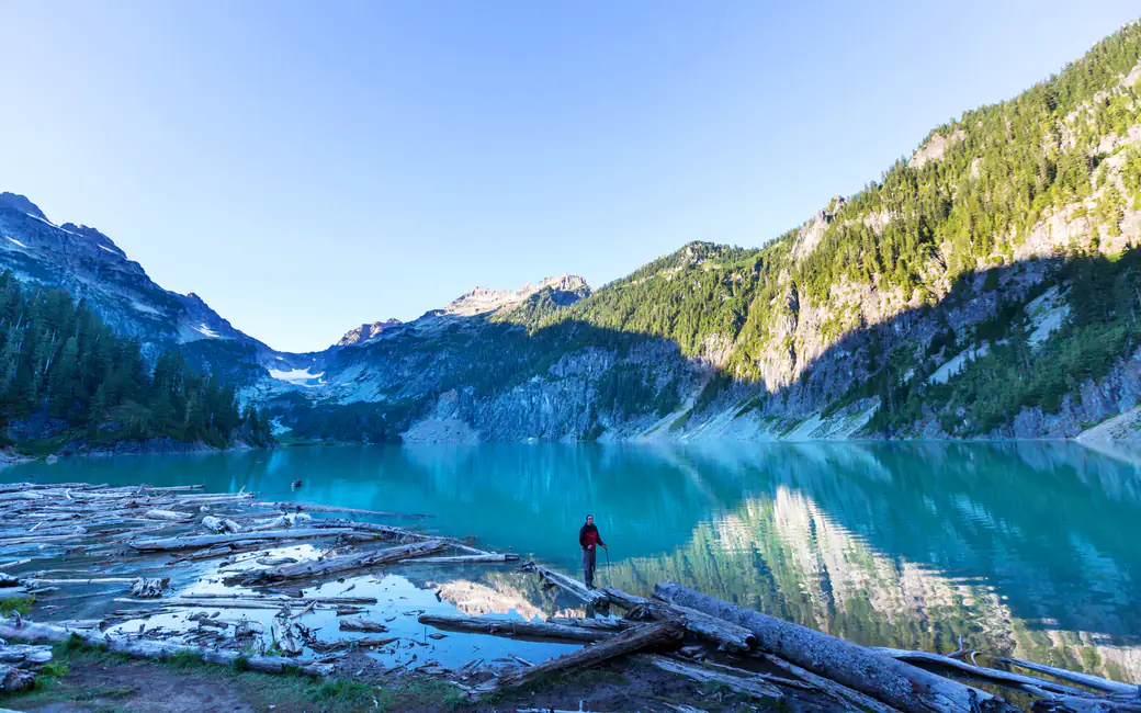 Lake Blanca in the mountains of the USA — desktop and phone wallpaper, free download