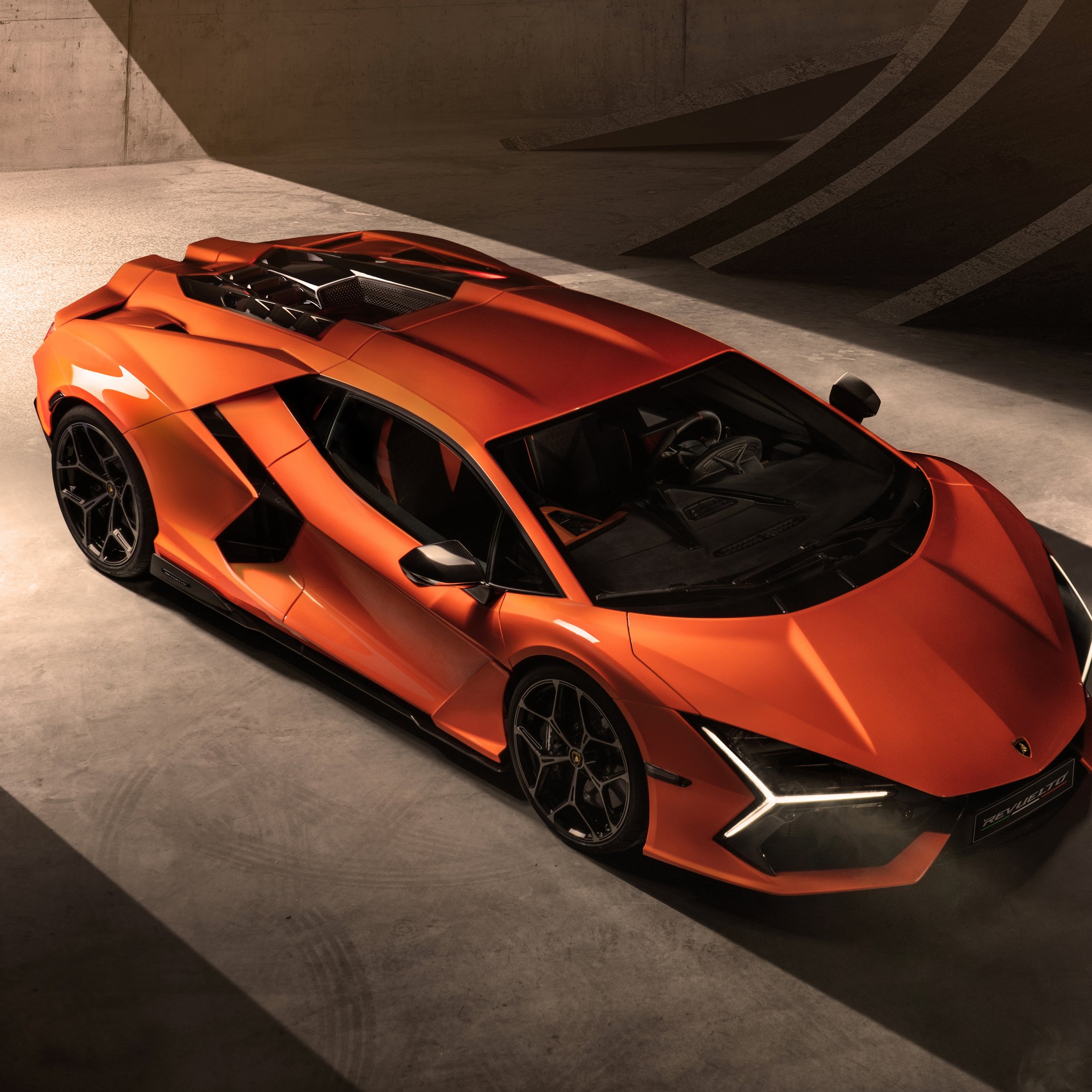 Lamborghini Reventon hypercar on the side - Wallpapers for iPad 10.2″ in 2160x2160 resolution