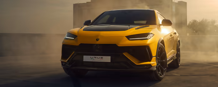 Обои машины: Lamborghini Urus, карбон, спортивный внедорожник, закат