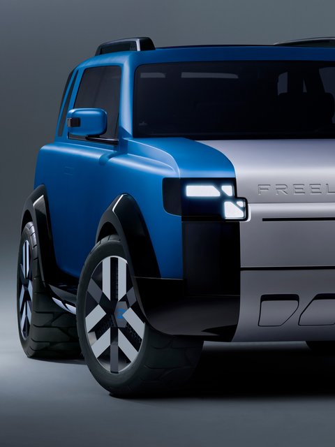 Freelander Concept 97 futuristic SUV - Wallpapers for HTC/BlackBerry in 480x640 resolution