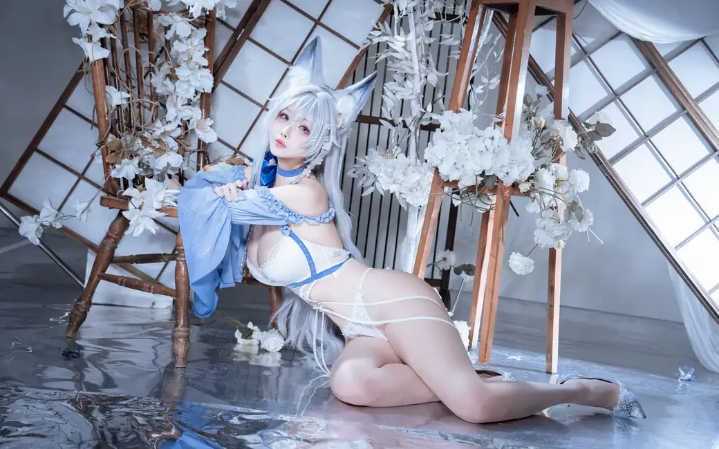 Rioko Cosplay as Shinano in Azur Lane — desktop and phone wallpaper, free download