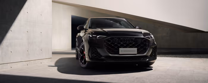 UltraWide 21:9 wallpapers (2560x1080): Audi RS Q8, carbon fiber, performance SUV, luxury