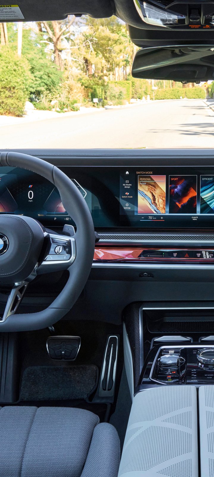 BMW 760i interior with digital dashboard - Wallpapers for Xiaomi Redmi 10C/C40/C51, Samsung Galaxy A12/A02s/A03/M12 in 720x1600 resolution