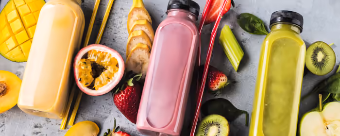 Food wallpapers: smoothie, fruit, berries, bottle