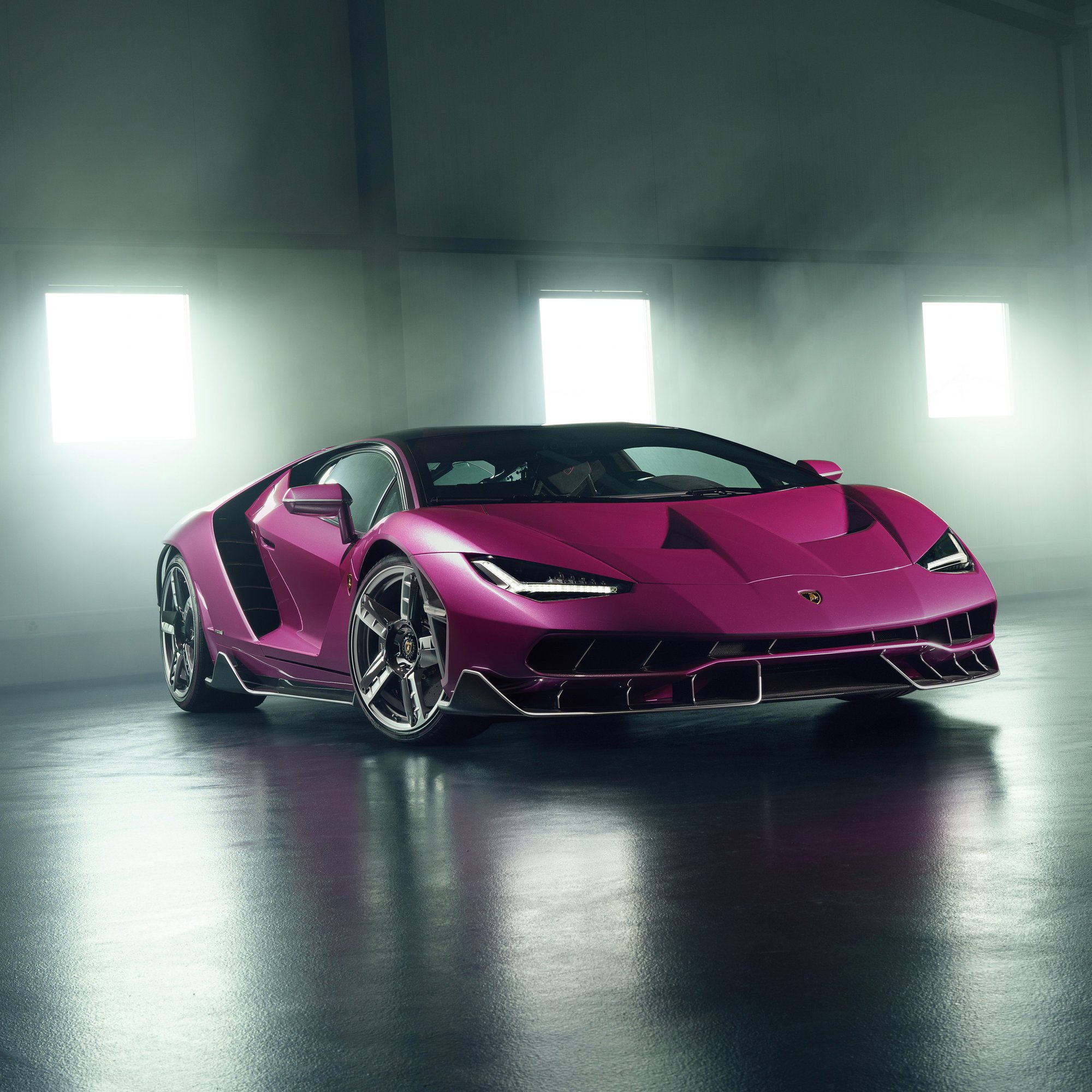 Lamborghini Centenario front view - Wallpapers for Samsung/Xiaomi in 2000x2000 resolution