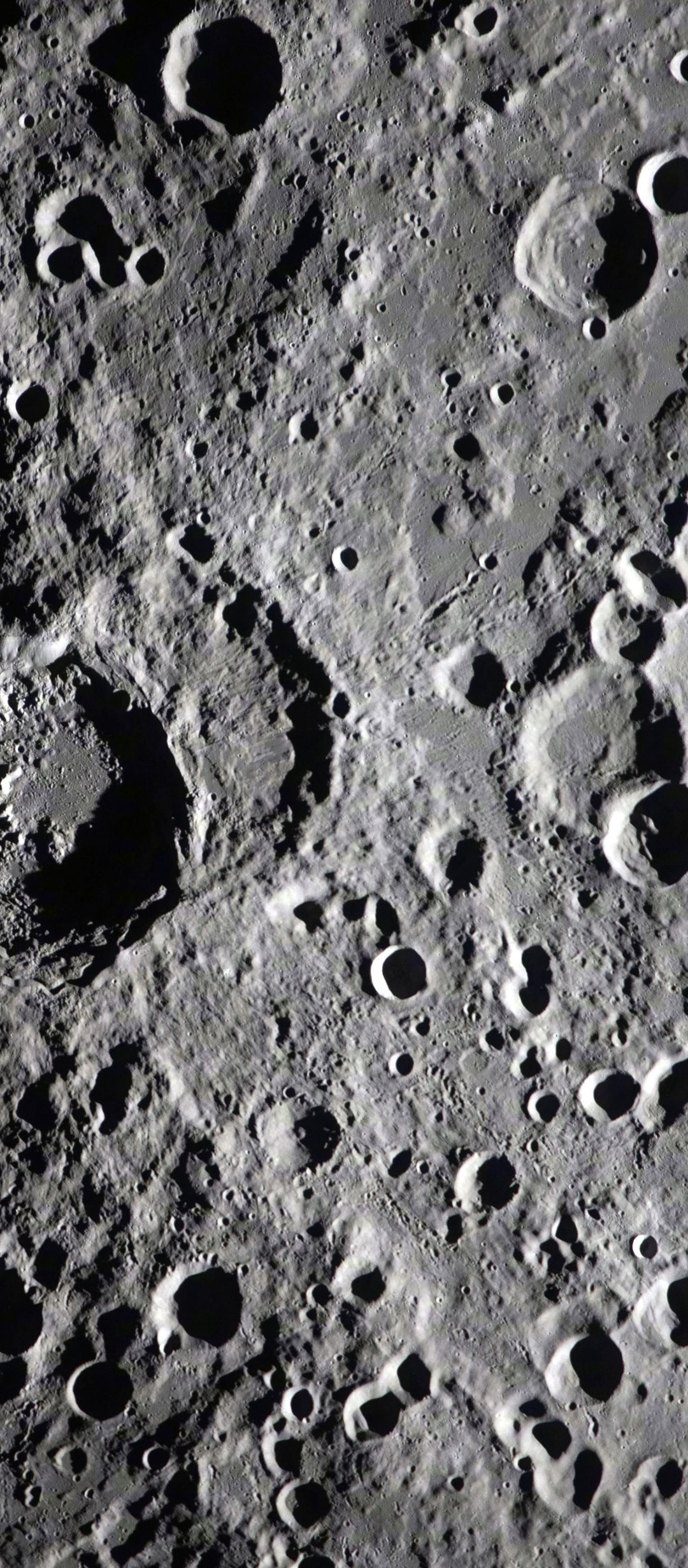 Close-up of the Moon's surface - Wallpapers for TECNO/Infinix in 1080x2460 resolution