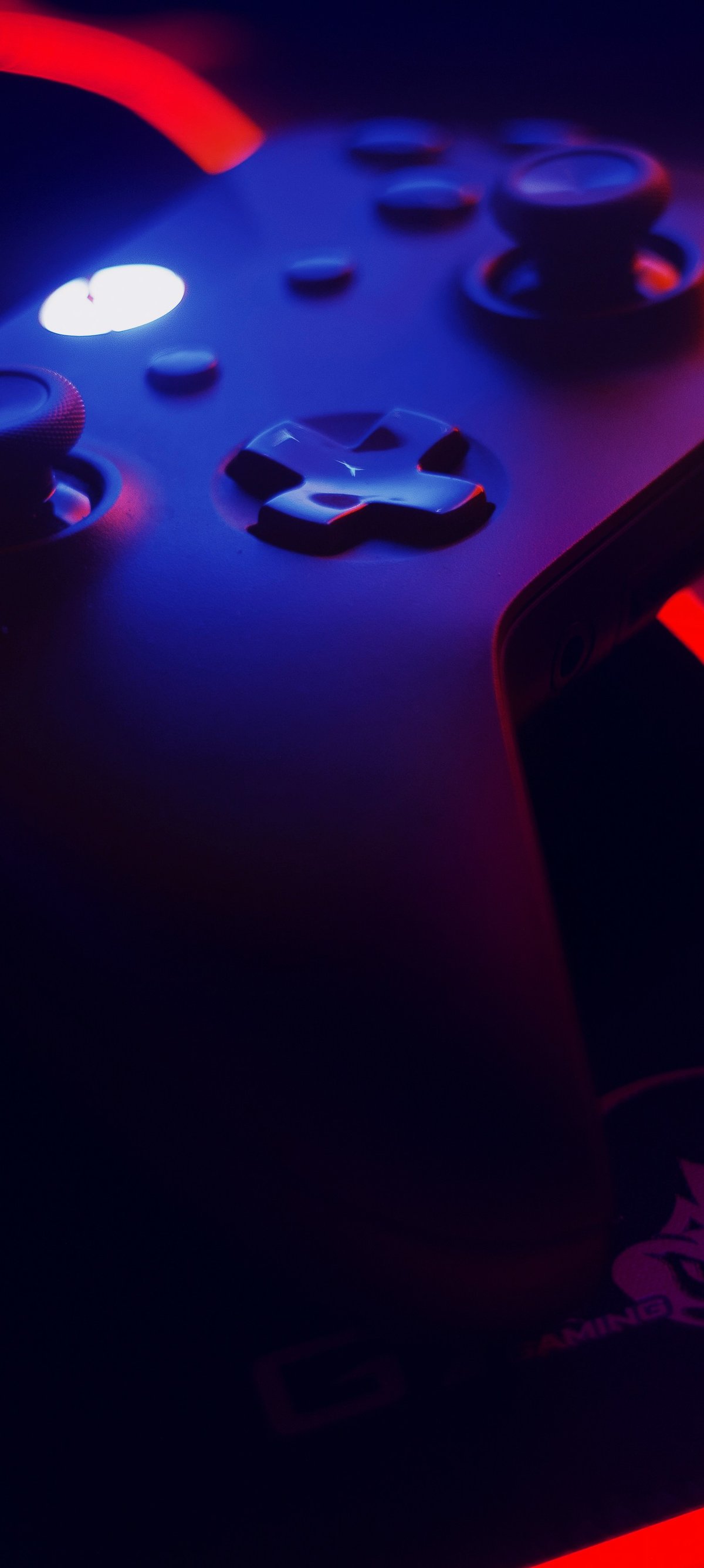 Xbox controller with glowing red light - Wallpapers for Xiaomi 15 in 1200x2670 resolution