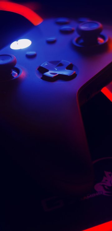 Xbox controller with glowing red light - Wallpapers for Samsung in 360x740 resolution