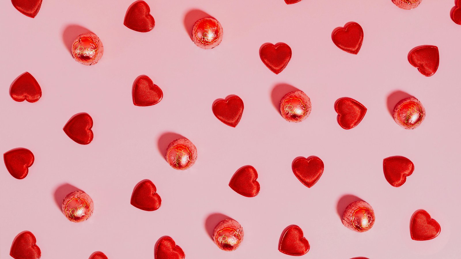 Valentines Day Candy Hearts - wXGA++ wallpapers in 1600x900 resolution