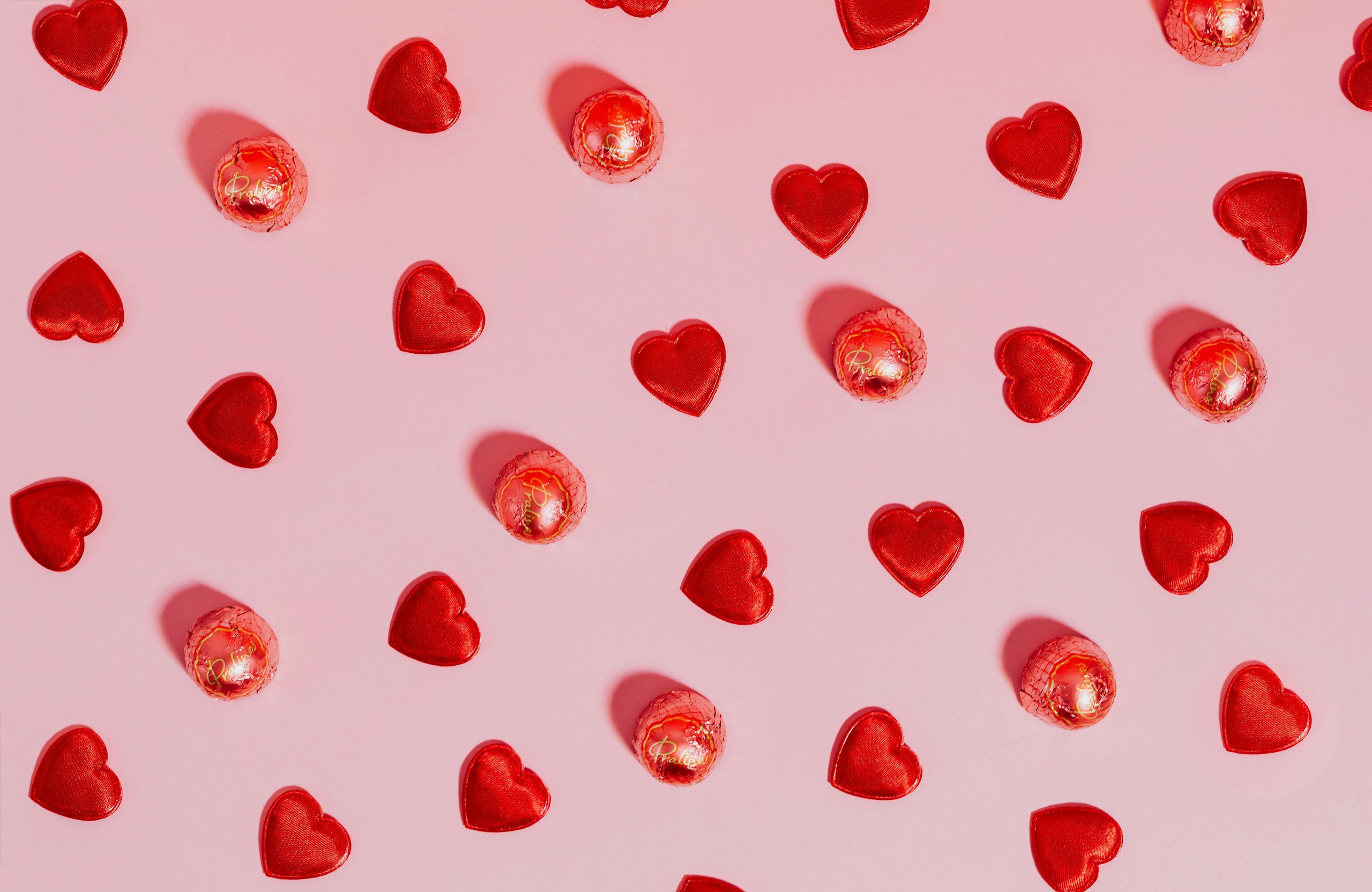Valentines Day Candy Hearts - Wallpapers for Apple MacBook Air 13 M2″ in 2560x1664 resolution