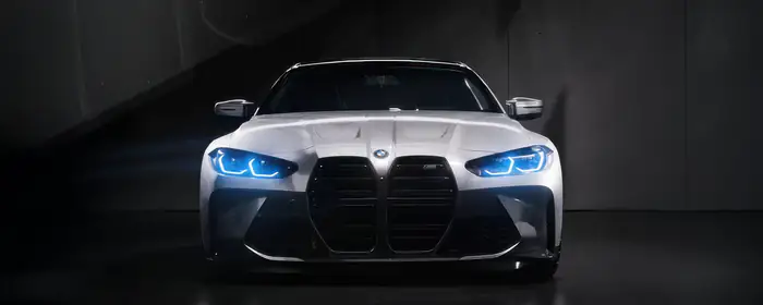 UltraWide 32:9 обои зеркало (3840x1080): BMW M4, купе, спорткар, седан