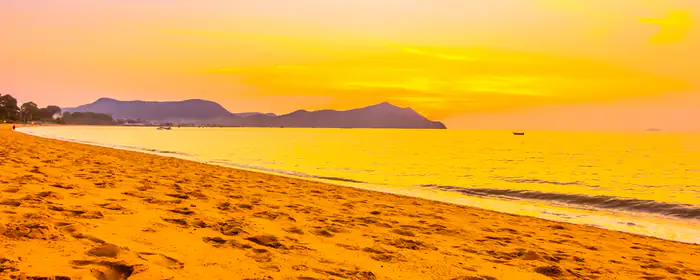 UltraWide 32:9 horizon wallpapers (3840x1080): beach, sunset, sand, sea