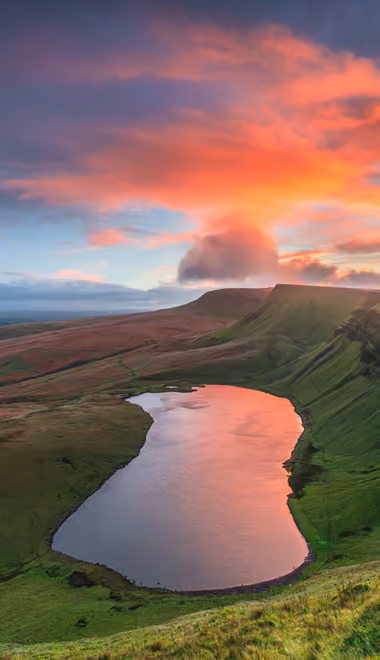Cliff Wallpapers for TECNO/Infinix (1080x2460): UK, mountains, lake, valley