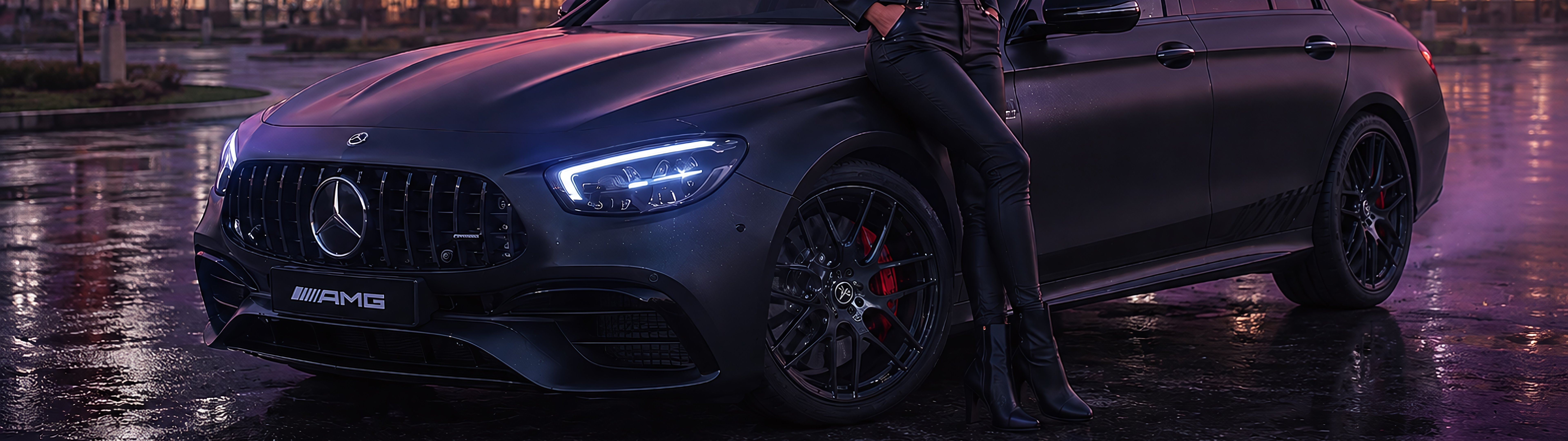 Mercedes-Benz E63 AMG с девушкой - Обои для двух мониторов в разрешении 7680x2160