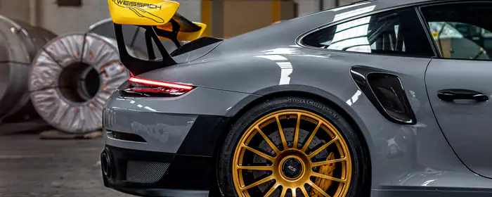 UltraWide 32:9 обои спойлер (3840x1080): Porsche 911 GT2 RS, спойлер, карбон, обвес