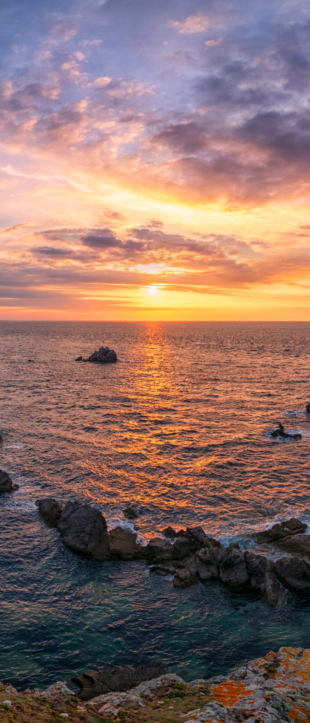 French Coastal Cliffs at Sunset - Wallpapers for Samsung Galaxy Z Flip7, Sony Xperia 5 II/5 III/5 V/10 IV/10 V, Xiaomi Mix Fold 3 in 1080x2520 resolution