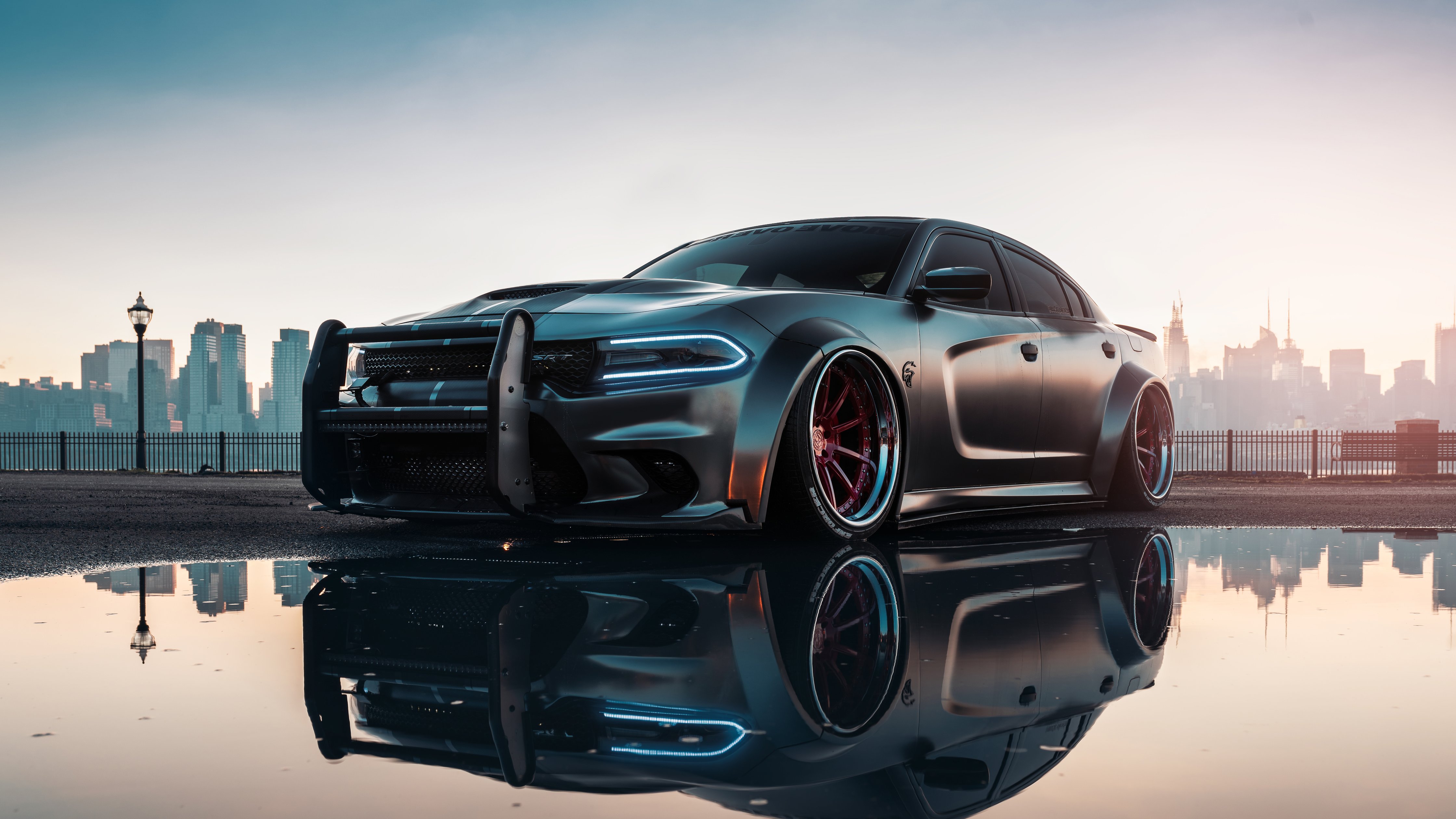 Silver Dodge Charger Hellcat - Wallpapers for Apple iMac 24″ in 4480x2520 resolution