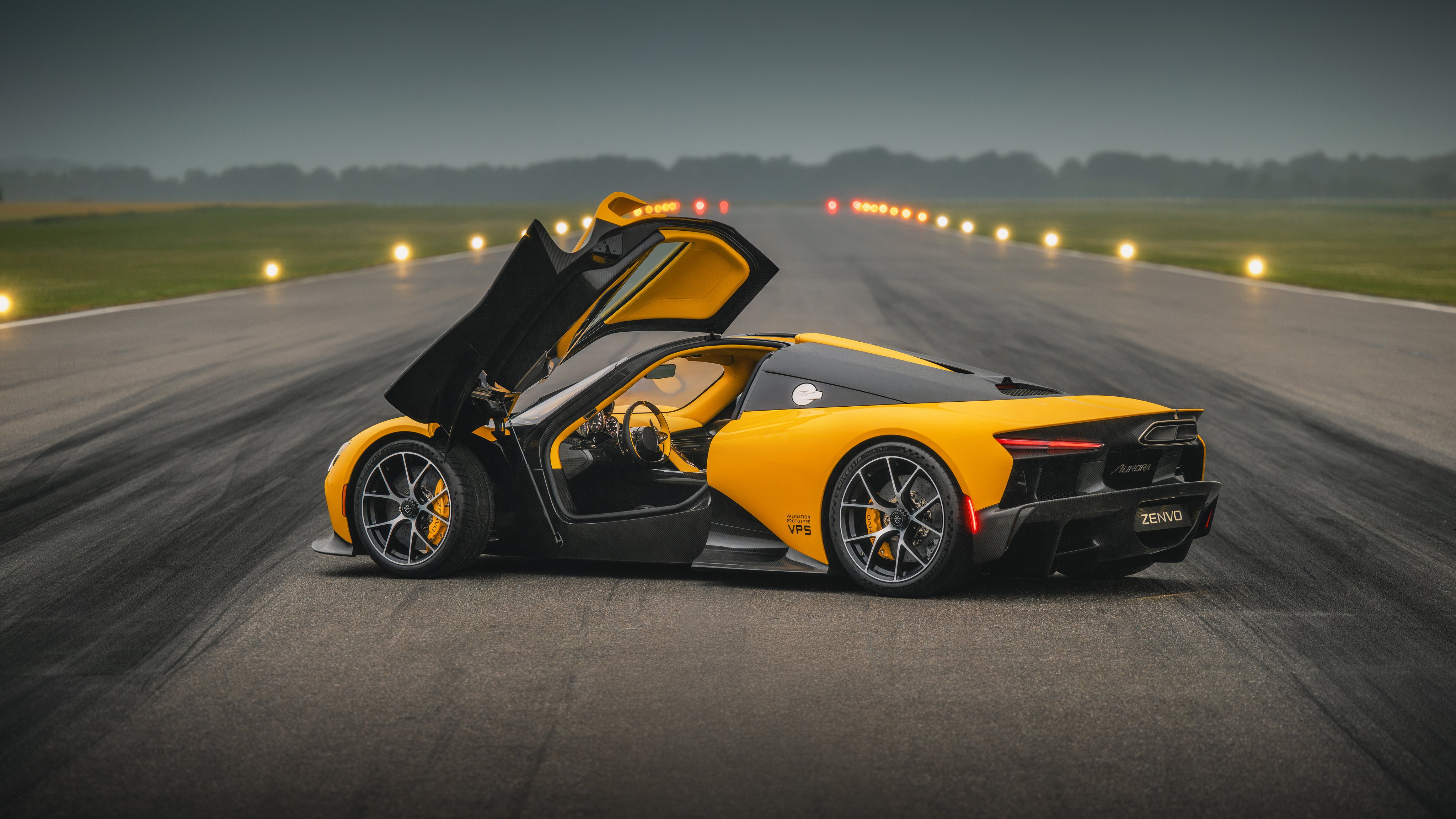Zenvo Aurora Tur with open doors - Wallpapers for Apple iMac 21.5″ in 4096x2304 resolution