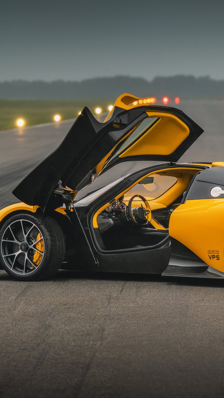 Zenvo Aurora Tur с открытыми дверьми - Обои для Samsung/LG в разрешении 720x1280